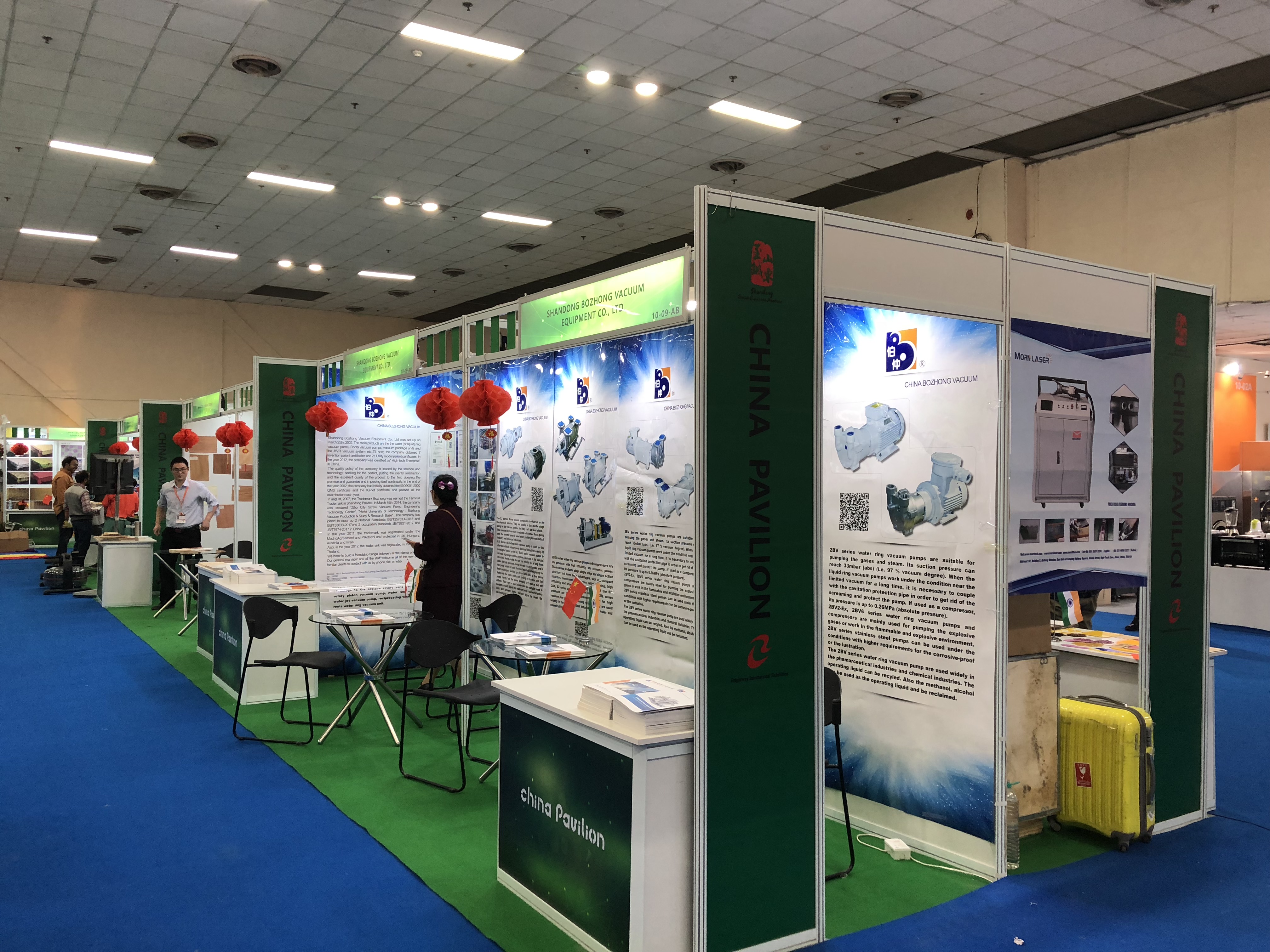 Maxima exhibition stand for Shenzhen at Roof India