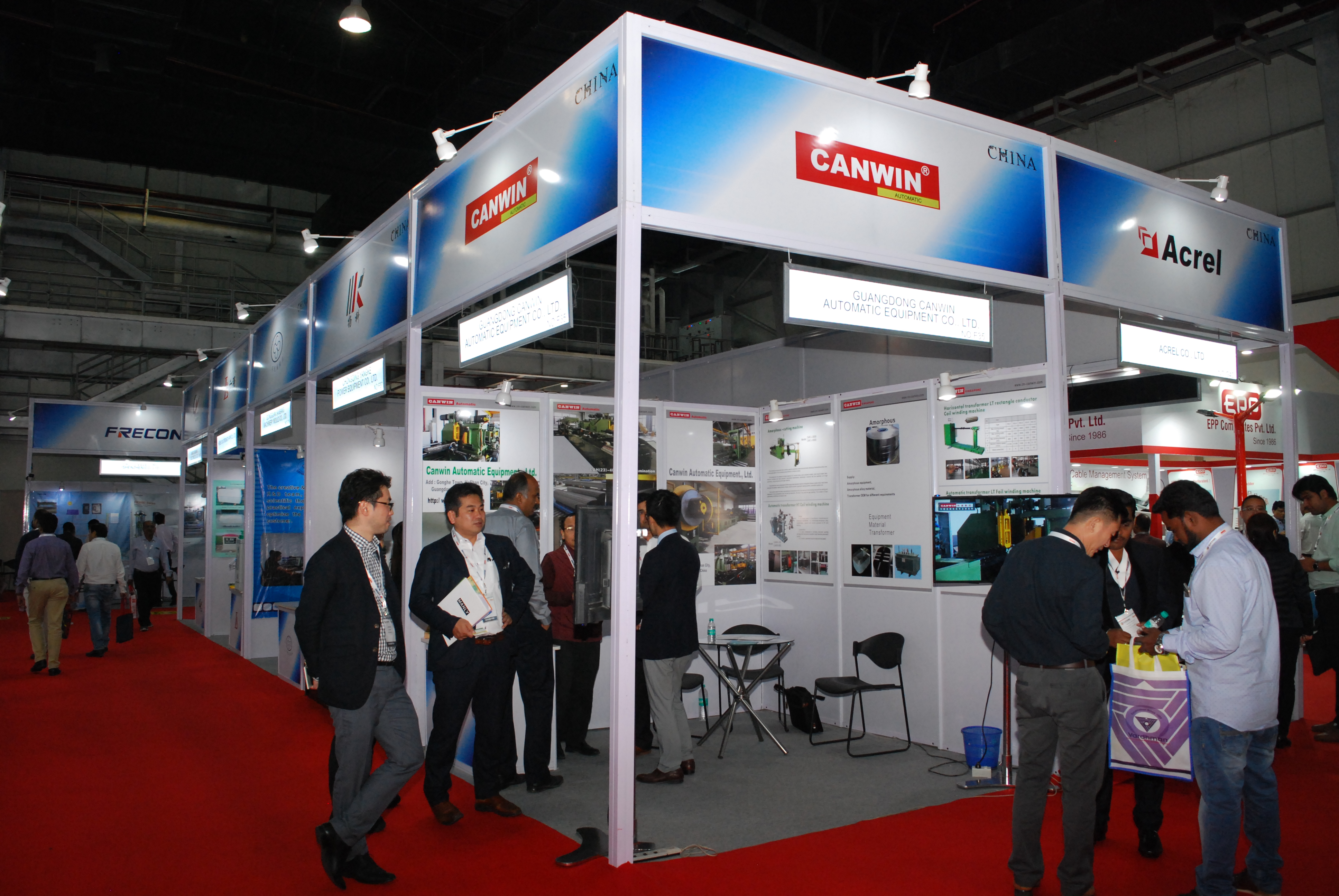 Maxima exhibition stand for Shenzhen at Roof India