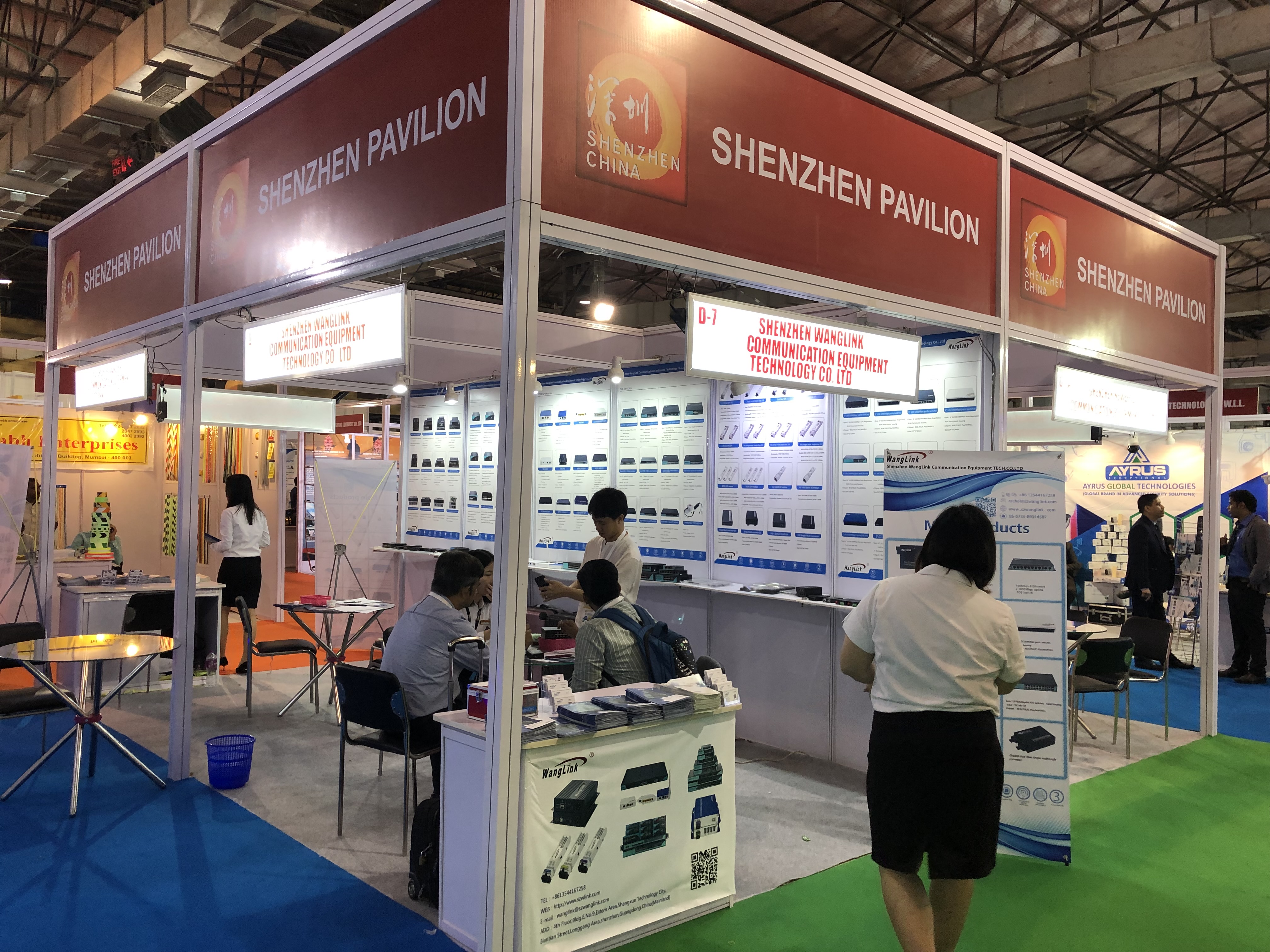 Maxima exhibition stand for Shenzhen at Roof India