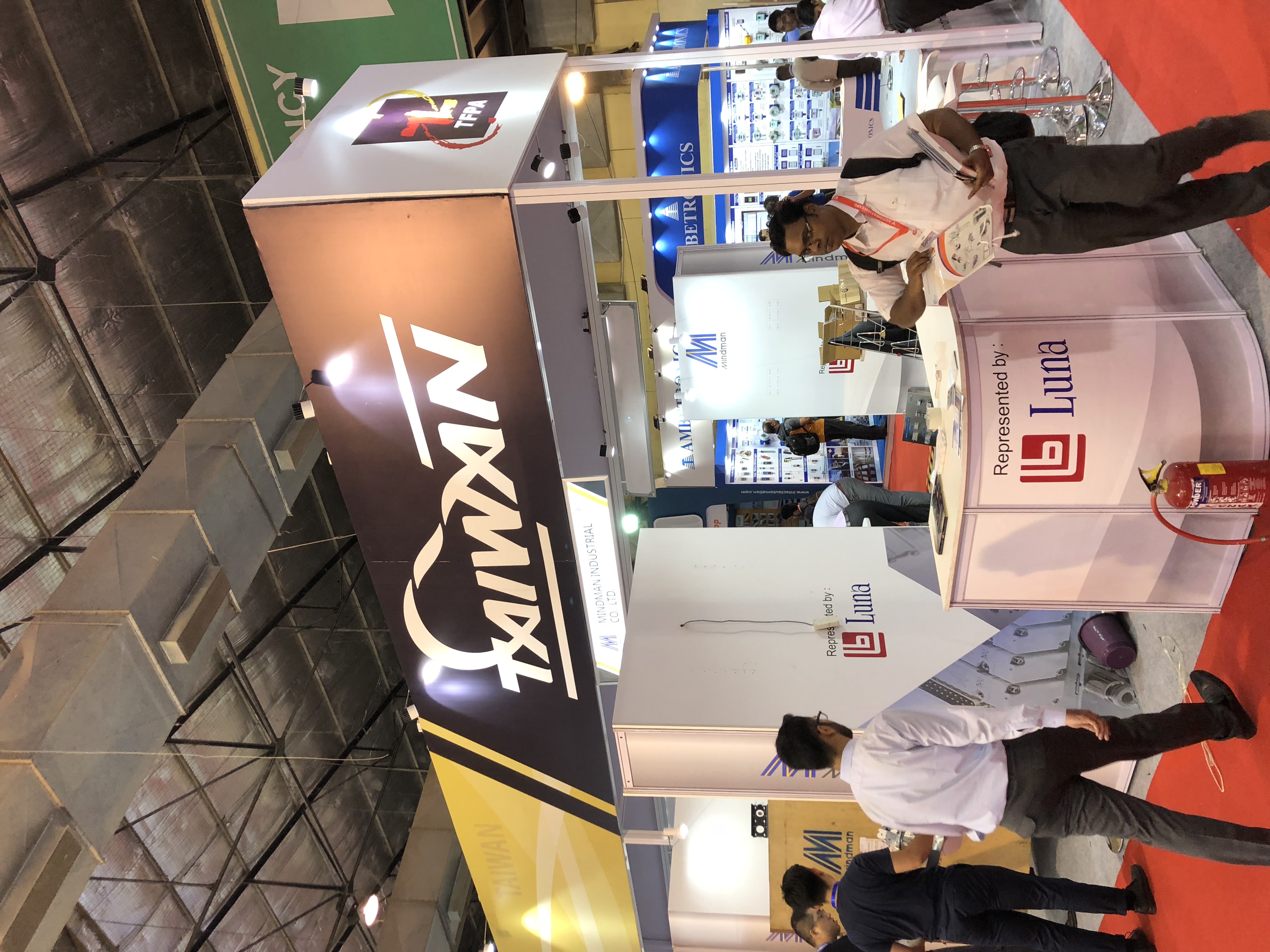 Maxima exhibition stand for Shenzhen at Roof India
