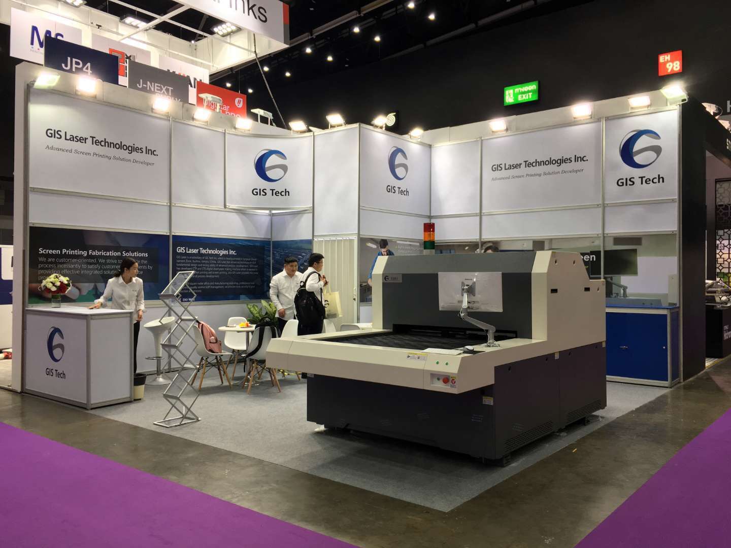 Octonorm modular exhibition booth for Arkema